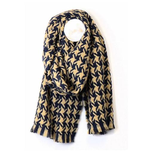 NAVY/BEIGE SCARF HOUNDSTOOTH WEAVE EYELASH FRINGE