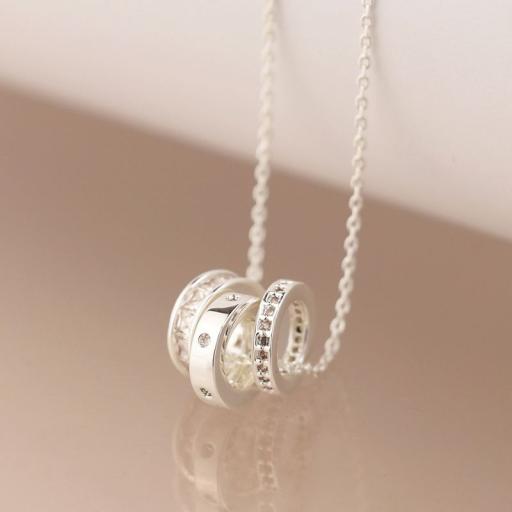 SILVER PLATED TRIPEL MINI CRYSTAL RINGS NECKLACE